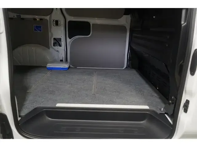 Volkswagen T7 Transporter