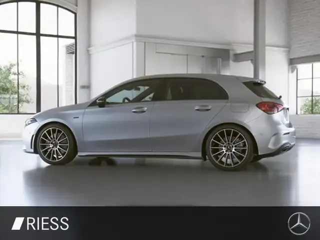 Mercedes-Benz A 250