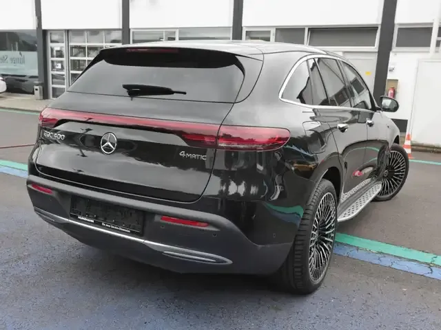 Mercedes-Benz EQC 400