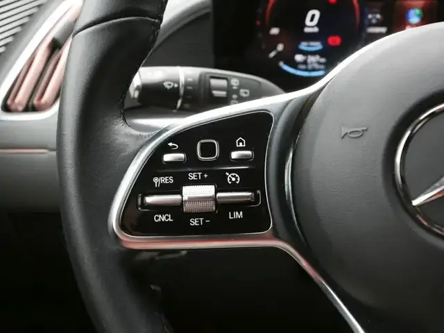 Mercedes-Benz EQC 400