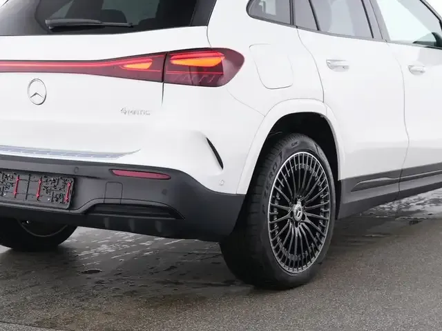 Mercedes-Benz EQA 300