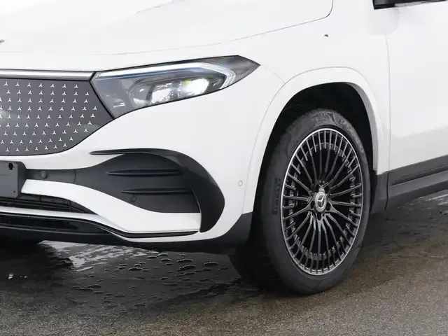Mercedes-Benz EQA 300
