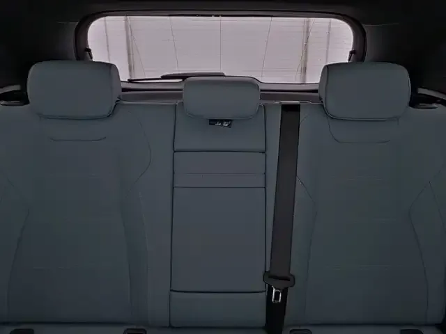 Mercedes-Benz EQA 300