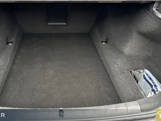 BMW 750