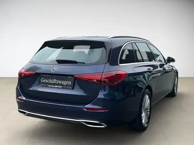 Mercedes-Benz C 220