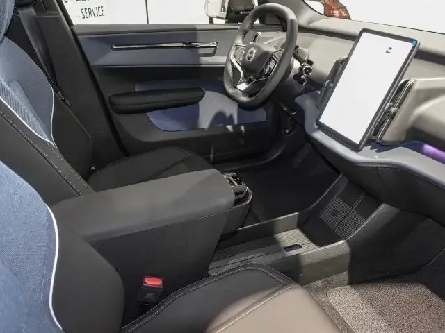 Volvo EX30
