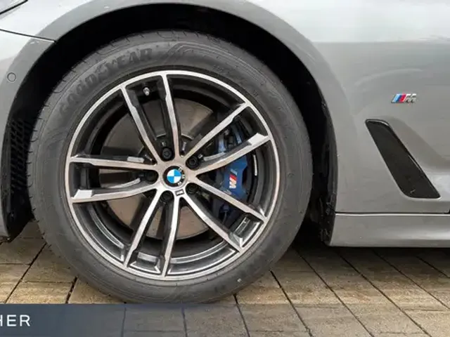 BMW 540