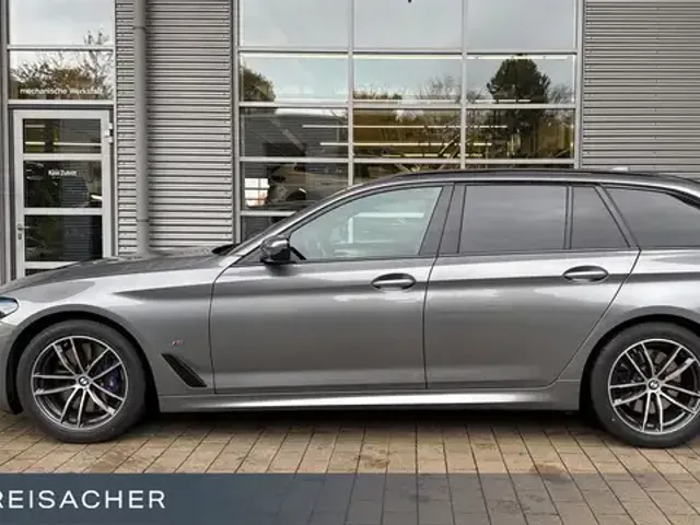 BMW 540