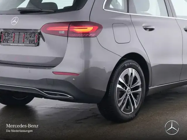 Mercedes-Benz B 250