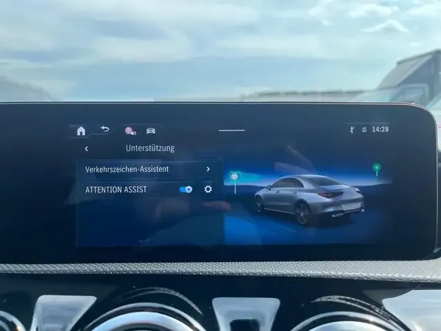 Mercedes-Benz CLA 200