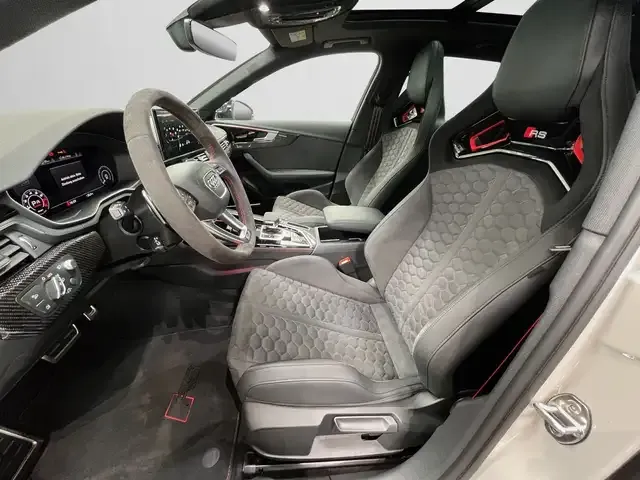 Audi RS4