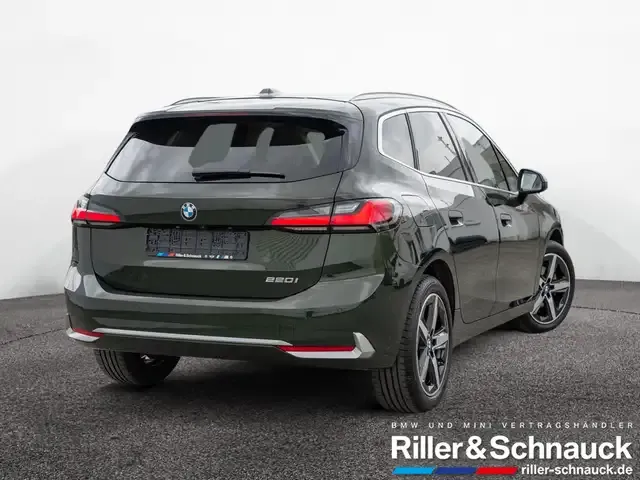 BMW 220