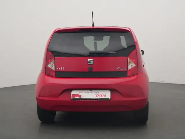 SEAT Mii
