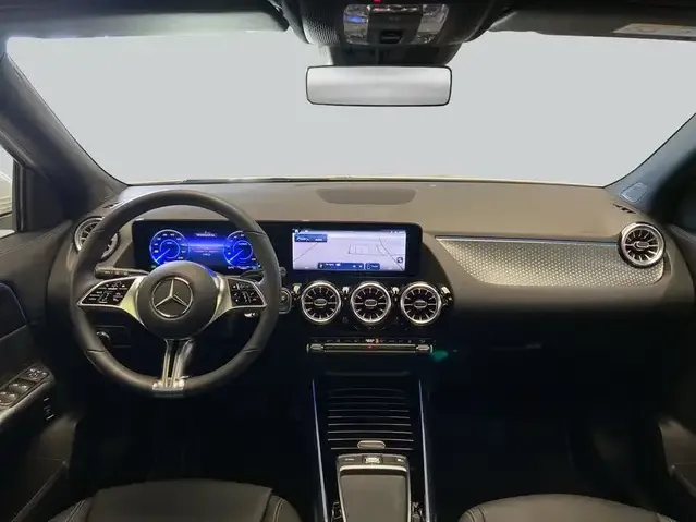 Mercedes-Benz EQA 300