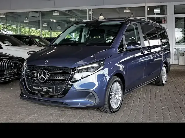 Mercedes-Benz V 220