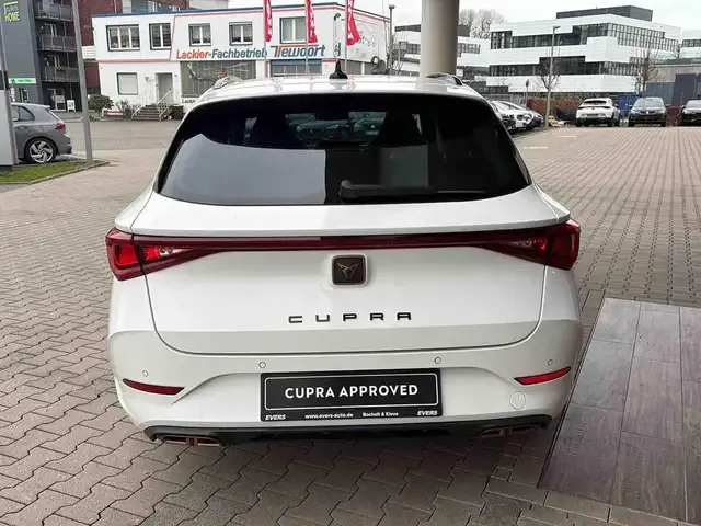 CUPRA Leon