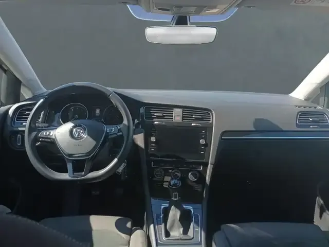 Volkswagen Golf Variant