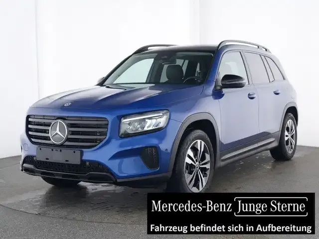 Mercedes-Benz GLB 200