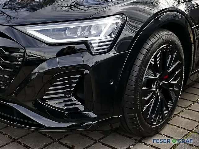Audi Q8 e-tron