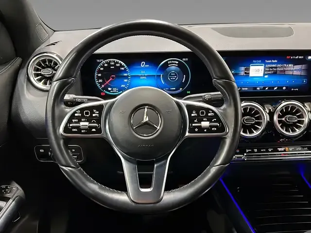 Mercedes-Benz EQA 250