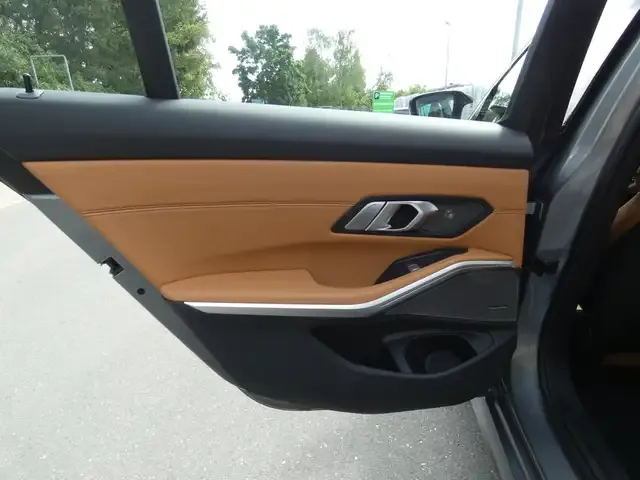 BMW 340