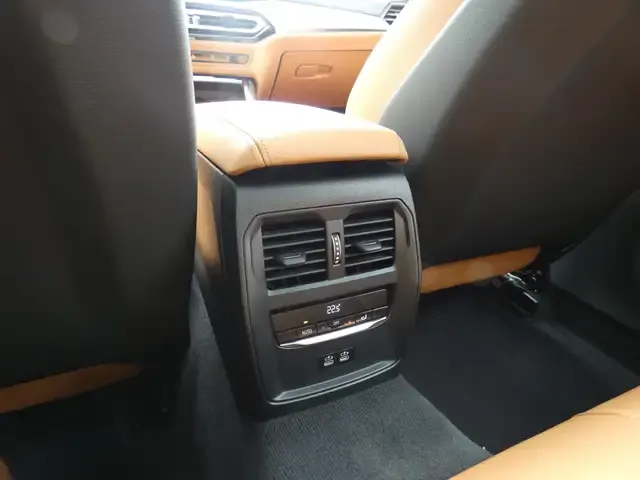 BMW 340