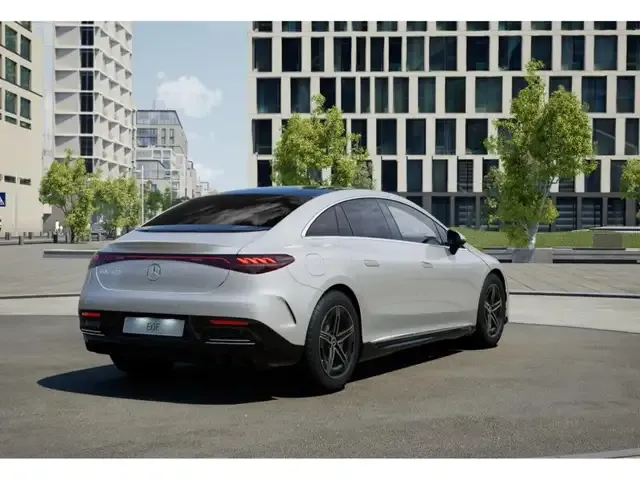 Mercedes-Benz EQE 300