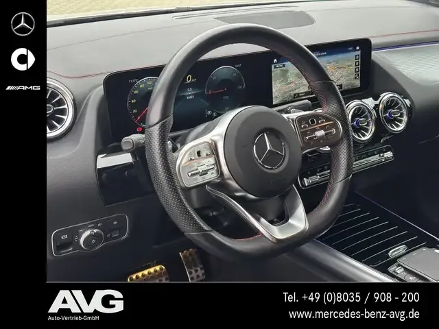 Mercedes-Benz EQA 300