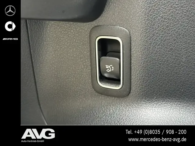 Mercedes-Benz EQA 300
