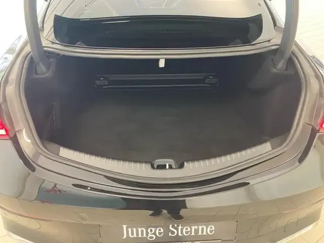 Mercedes-Benz CLE 300