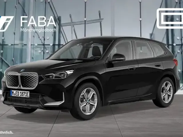 BMW iX1
