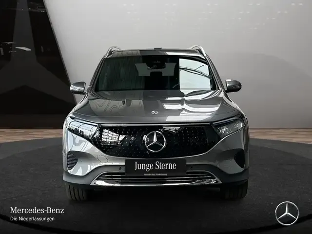 Mercedes-Benz EQB 300