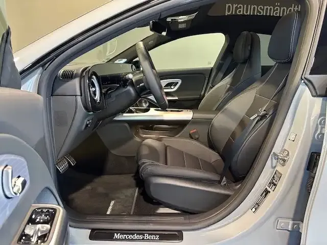 Mercedes-Benz CLA 350