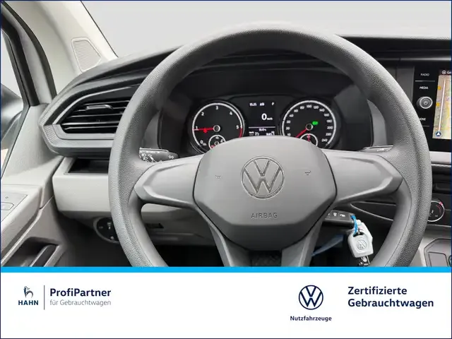 Volkswagen T6.1 Caravelle