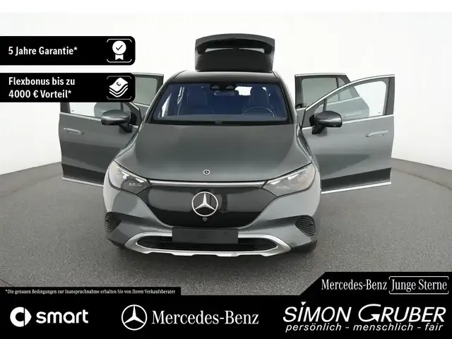 Mercedes-Benz EQE SUV