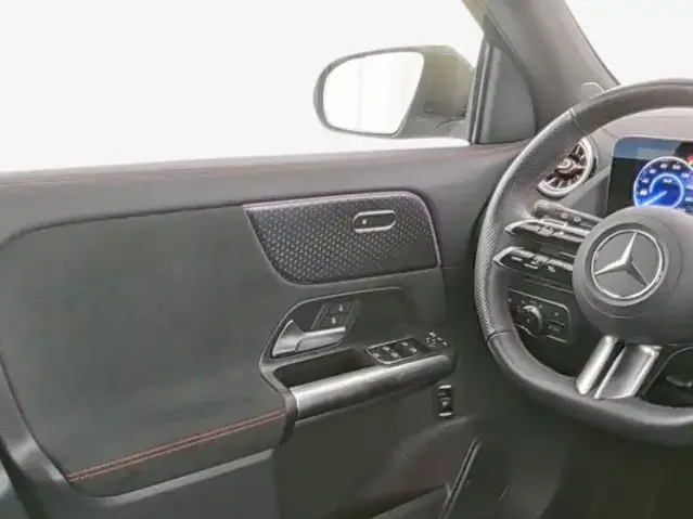 Mercedes-Benz EQA 350