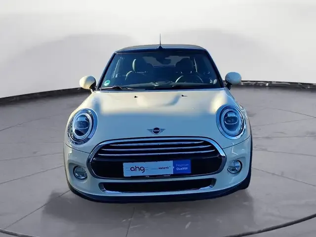 MINI Cooper Cabrio