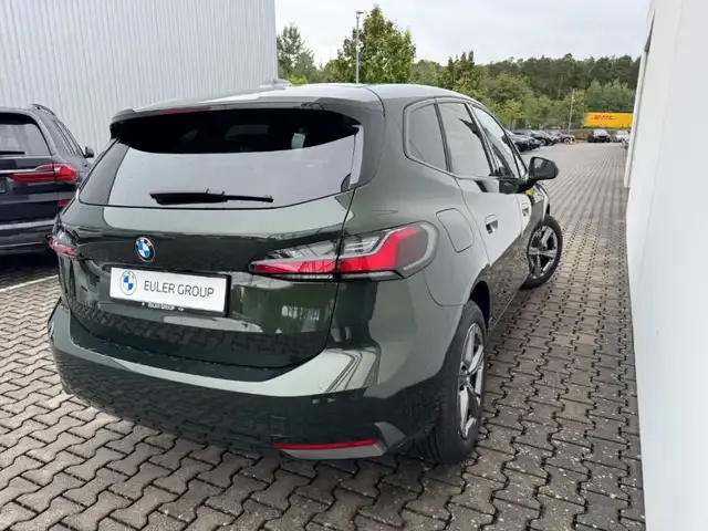 BMW 216