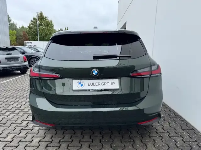BMW 216