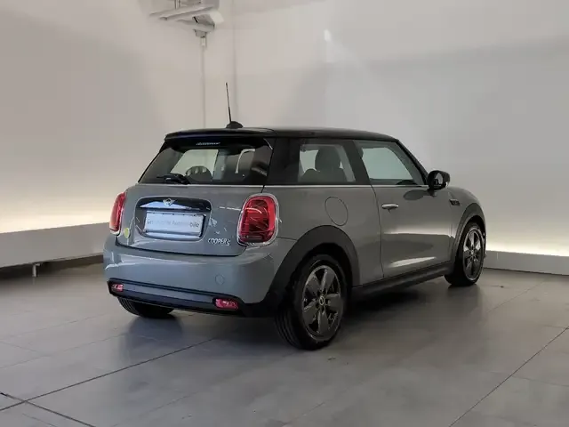 MINI Cooper SE
