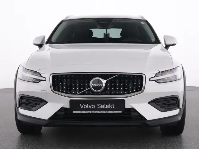 Volvo V60 Cross Country