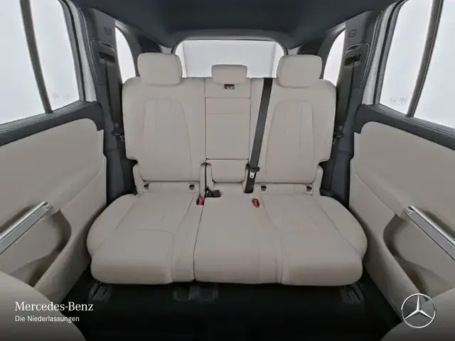 Mercedes-Benz EQB 300