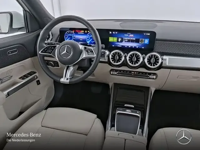 Mercedes-Benz EQB 300