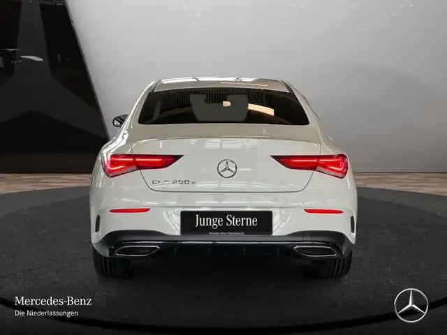 Mercedes-Benz CLA 250