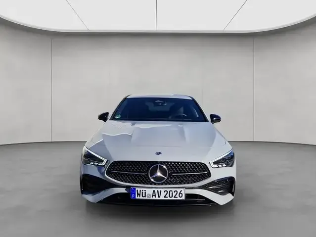 Mercedes-Benz CLA 200