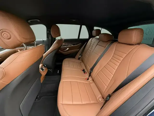 Mercedes-Benz E 400