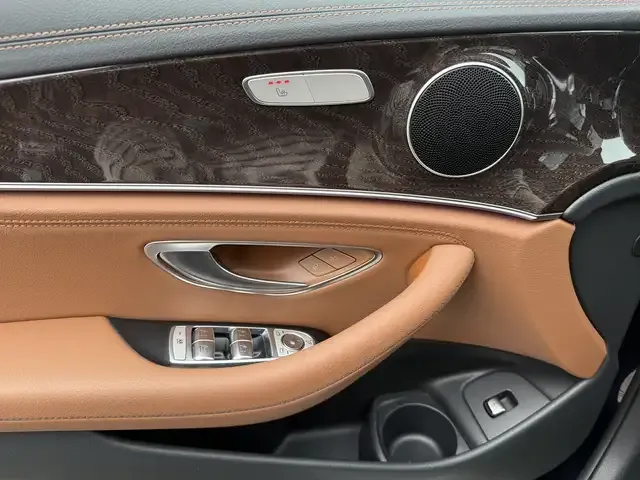 Mercedes-Benz E 400