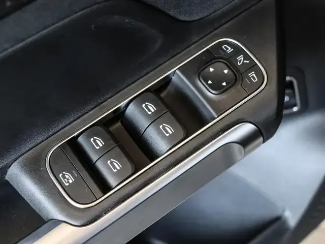 Mercedes-Benz GLB 180