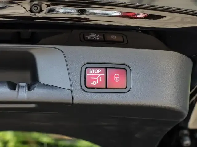 Mercedes-Benz GLB 180