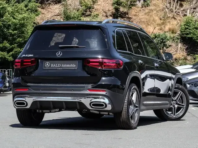 Mercedes-Benz GLB 180